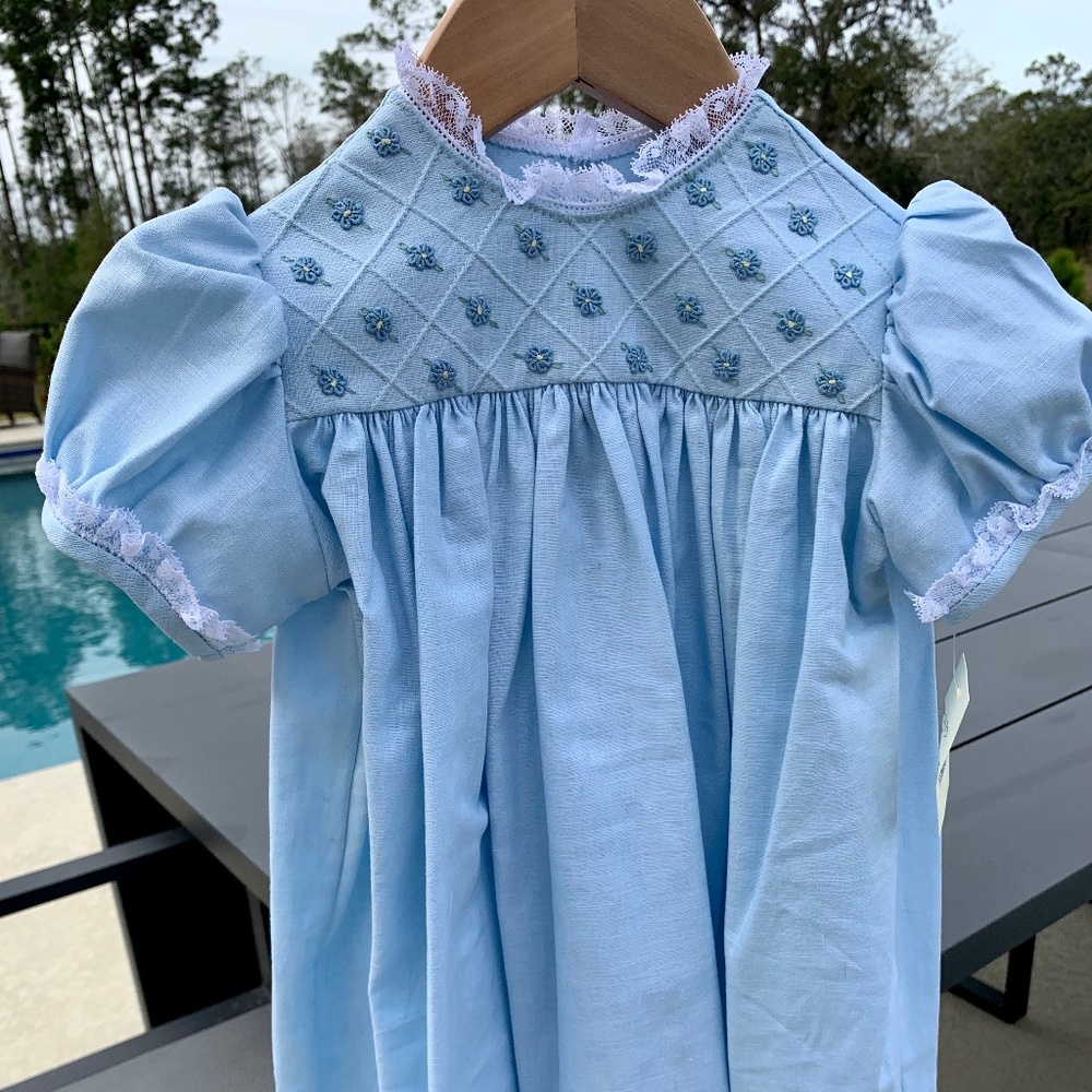 New Mela Wilson Linen and Lace Dress